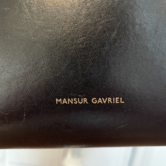 Mansur Gavriel Large Black Bucket Bag, used 2x - Picture 4 of 6